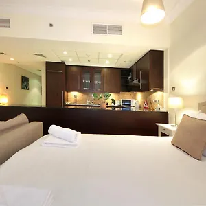 Prime Retreats - Downtown Apartment